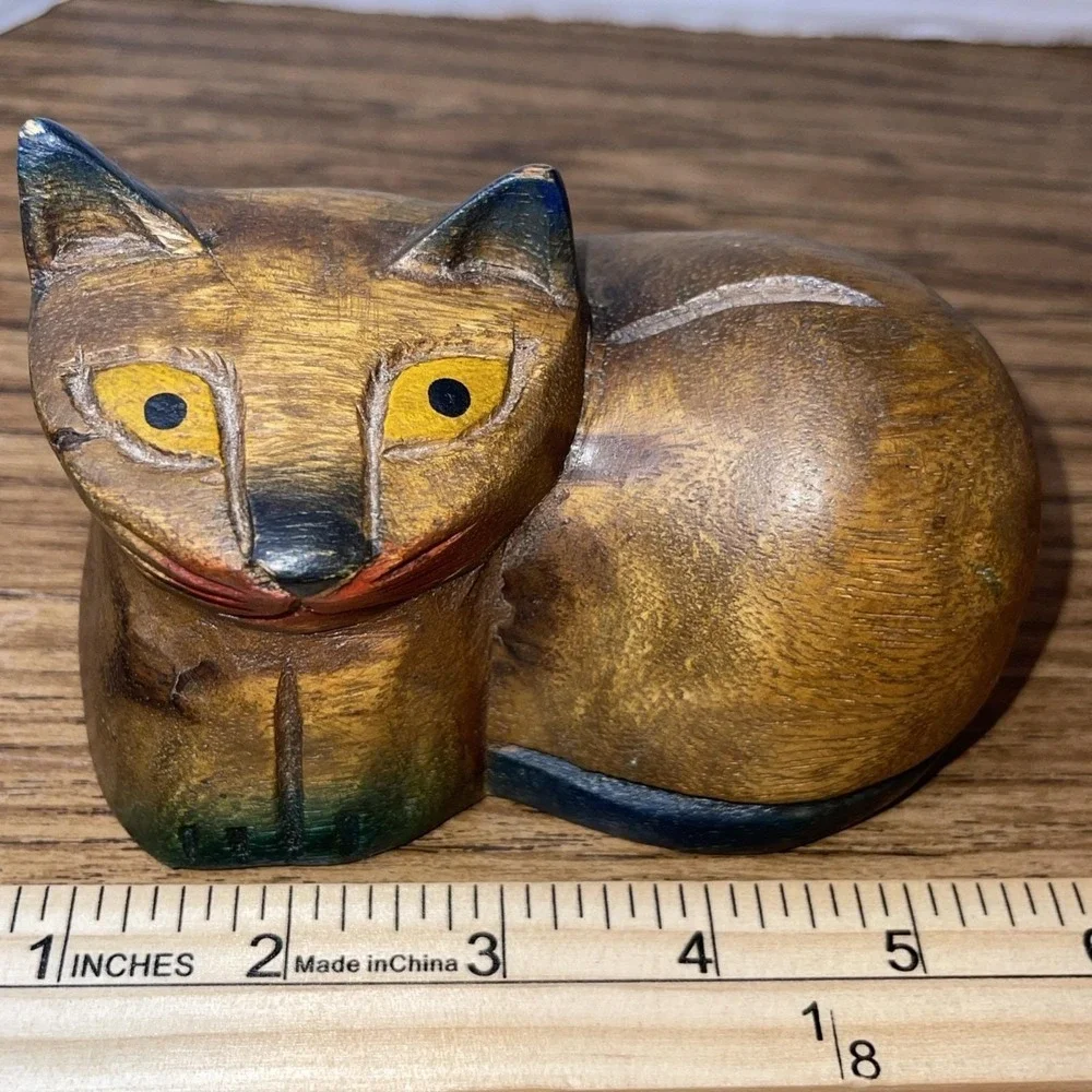 Vintage Hand Carved Wood Cat Shelf Sitter -‎ 1980s Siamese Folk Art